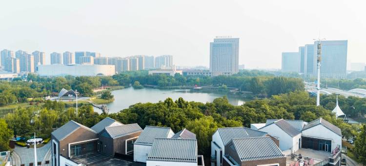 水晶酒店(济宁高新区万象汇店)图片