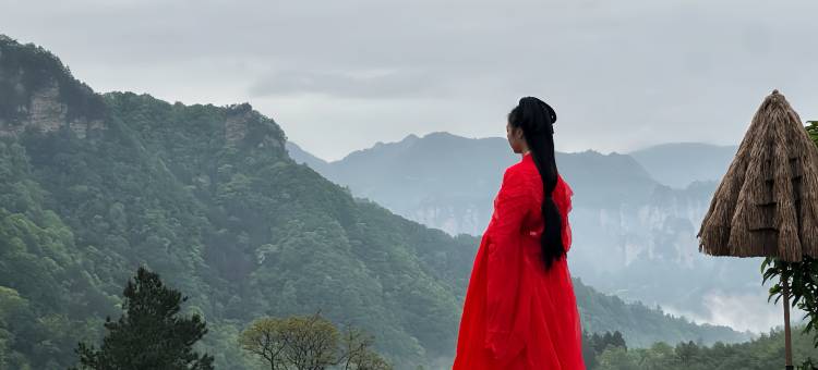 山谷恋·ValleyLove度假观景民宿(张家界森林公园梓木岗中门店)图片