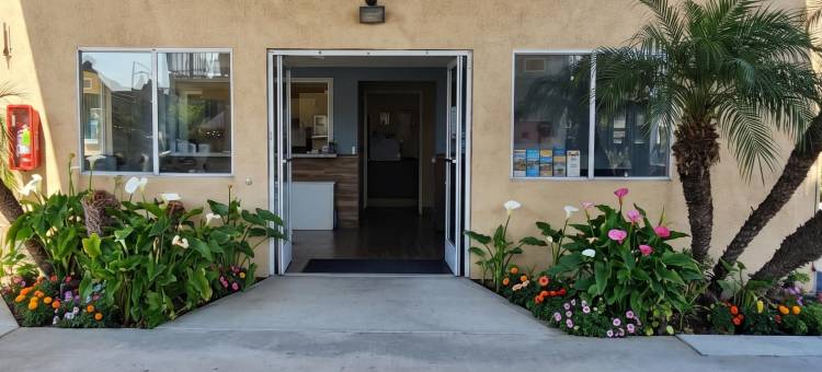 德尔普拉亚奥克斯纳德和卡马里奥旅馆(Del Playa Inn Oxnard Near Camarillo)图片