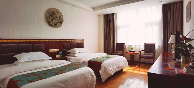 迭部鑫洋大酒店图片