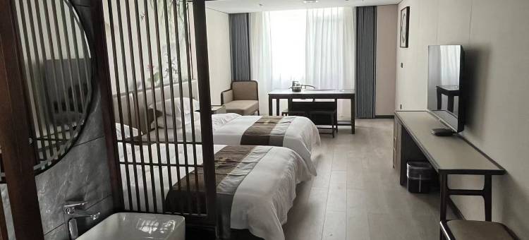 乾溪酒店(自忠路大虾城店)图片