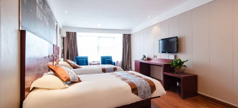 兰花桦大酒店(银川南门广场店)图片