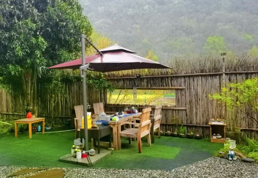 山觅静居（佛坪店）外景图