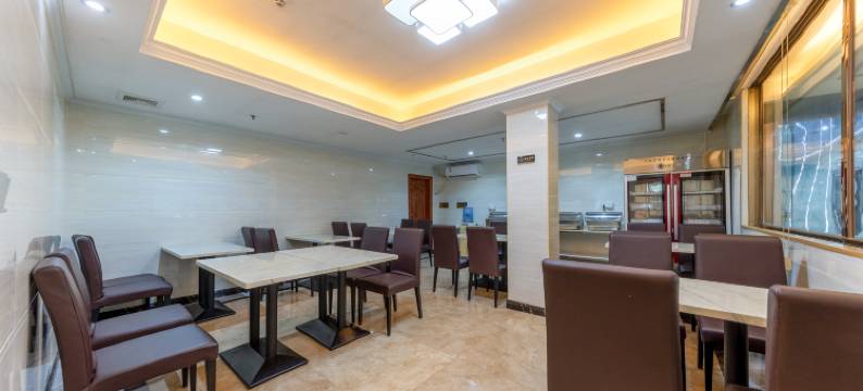 龙峯睿柏云酒店(英西峰林走廊店)图片