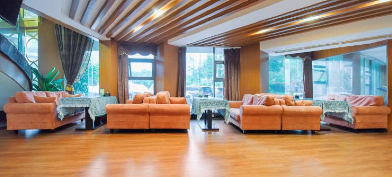 锦菲酒店(重庆财富中心洪湖东路地铁站店)图片