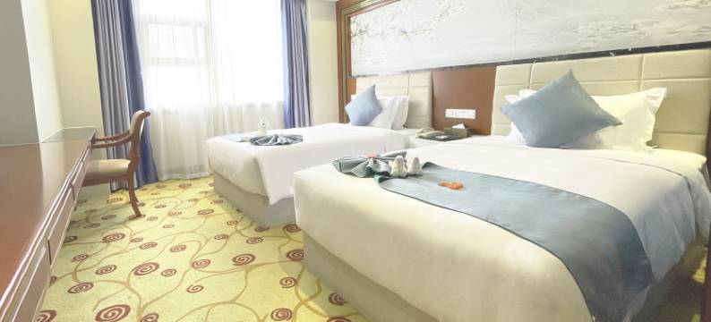 黎都凯瑞精选酒店(武汉吴家山五环大道轻轨站店)图片