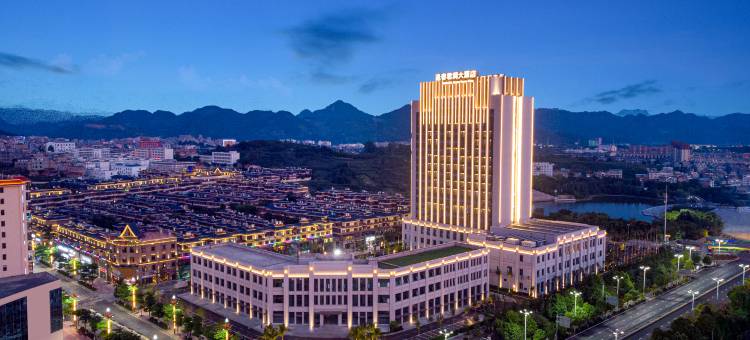 马关逢春大酒店图片