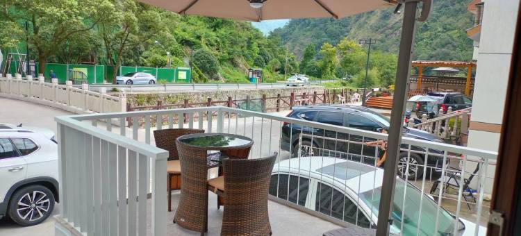 听水阁·Lovers山景休闲度假Villa美宿(雁荡山旅游度假区店)图片