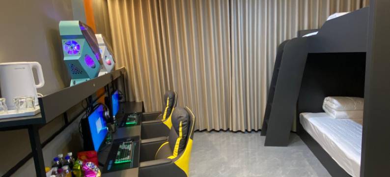 C锐电竞酒店图片