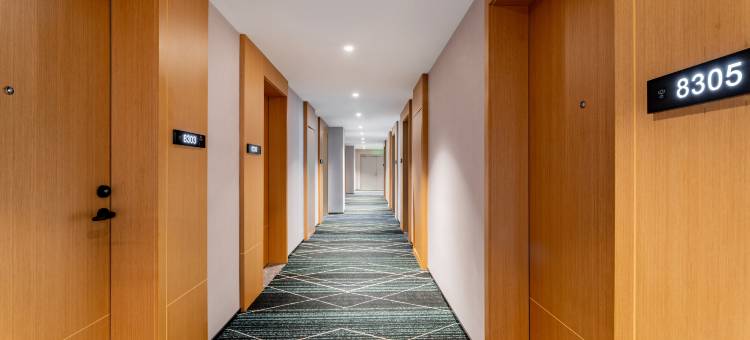 芮丽酒店(通辽市政府维多利摩尔城店)图片