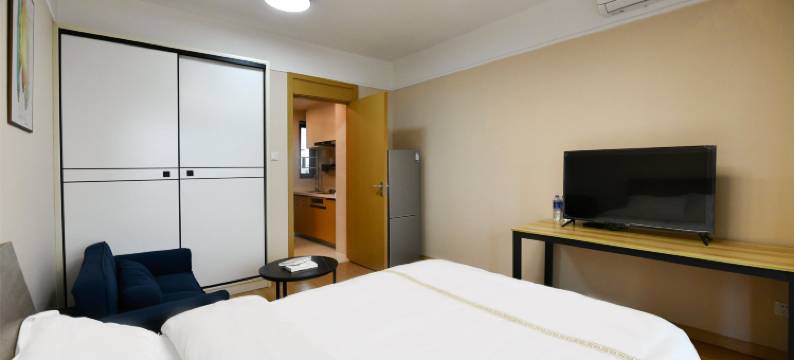 云隐居民宿(雅居乐依云小镇店)图片