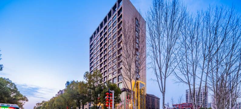 鸿云・Sky Mansion丨城际酒店(九江火车站九江学院店)图片