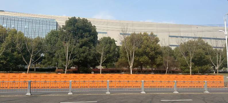 逸都酒店(鑫晟光电店)图片