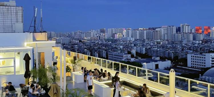 美宿loft海景高空公寓(龙光世纪商务中心店)图片