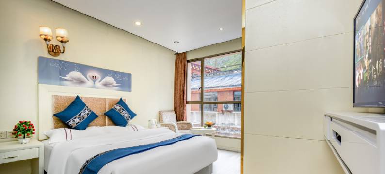 康定顺意酒店图片