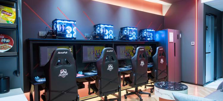 粤塔H电竞酒店(南京南站胜太路地铁站店)图片