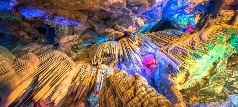 新天泉洗浴温泉酒店图片