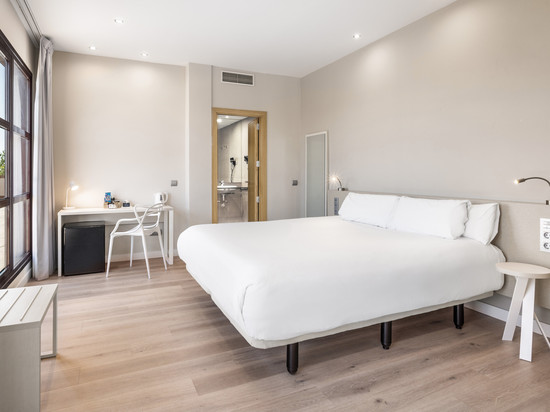 马德里富恩拉夫拉达民宿酒店