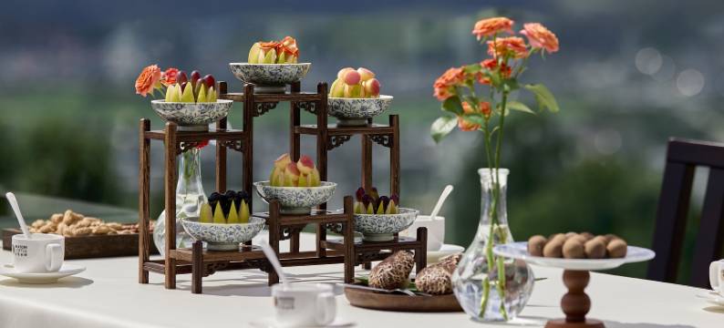 腾冲泊航东山温泉酒店图片