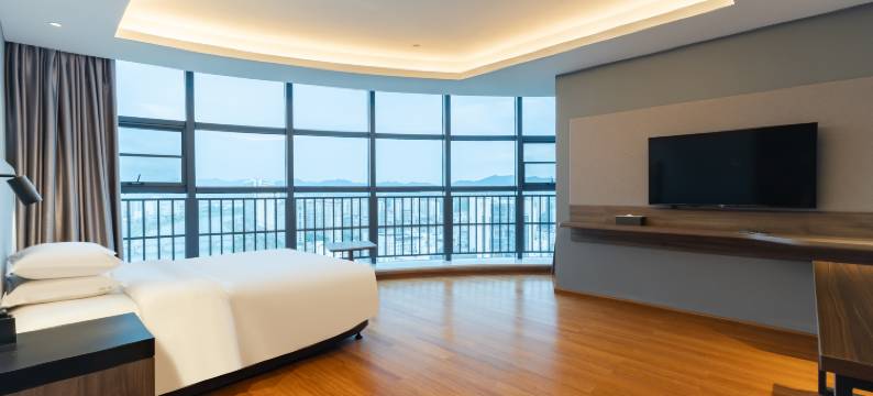 黄山歙县兰信大酒店(徽州古城城许路游客中心店)图片