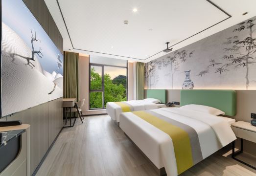 唯客影院酒店（景德镇人民广场店）外景图