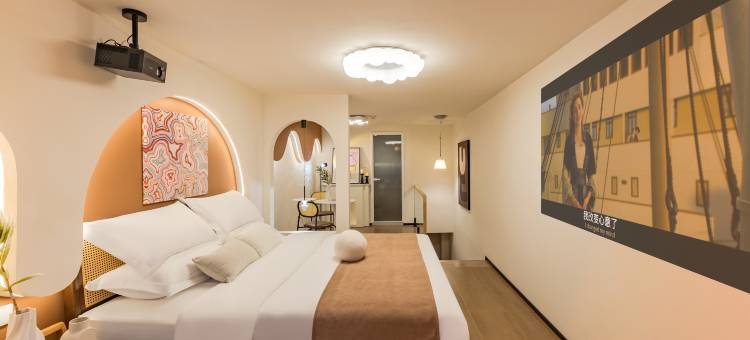 拾悦YOLO民宿(厦门北站店)图片