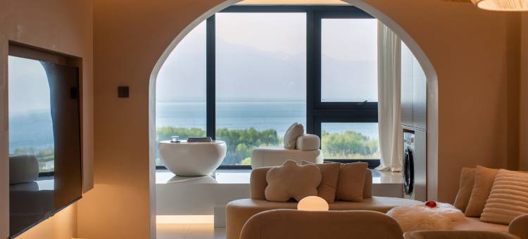 大理哈曼·Aromatic海景艺宿(大理高铁站洱海公园店)图片