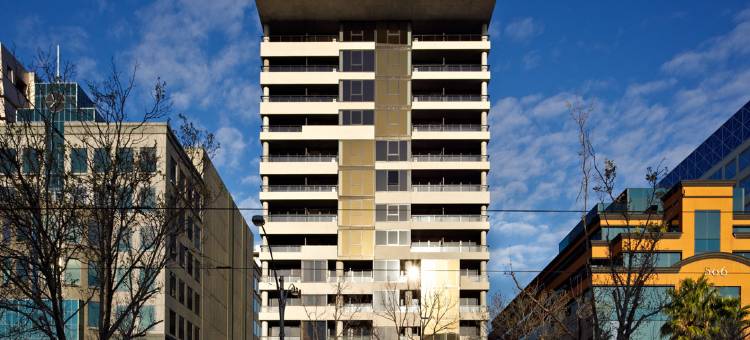 墨尔本盛橡圣基尔达路酒店(Oaks Melbourne St Kilda Road Hotel)图片
