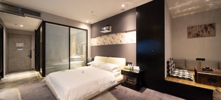 迷鹿酒店(乌鲁木齐高铁站店)图片