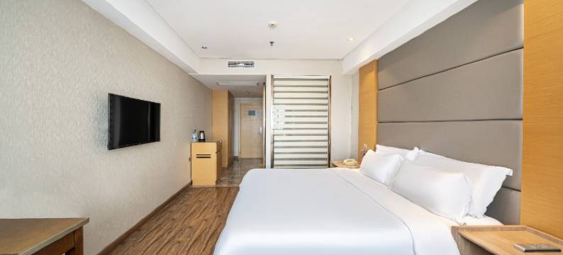 华逸东方酒店(上海虹口四川北路店)图片