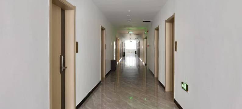 布尔津爱宿酒店(喀纳斯机场店)图片