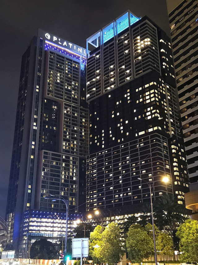 HOME STYLE at Platinum Suites 2 KLCC Twin Towers Over view