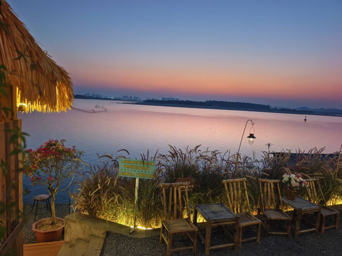 清远莫舍江居民宿图片