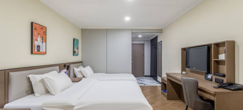 惠民轻悦商务酒店(武定府路第三实验学校店)图片