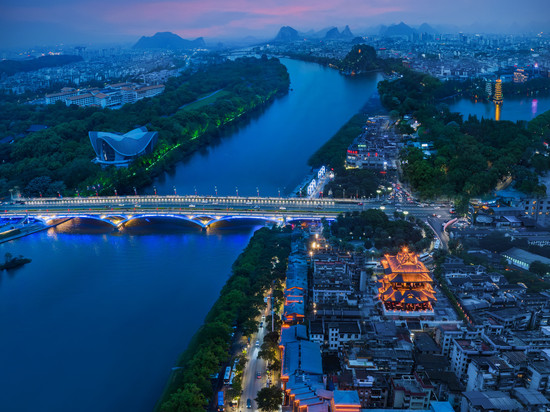 怡程酒店(桂林两江四湖东西巷店)