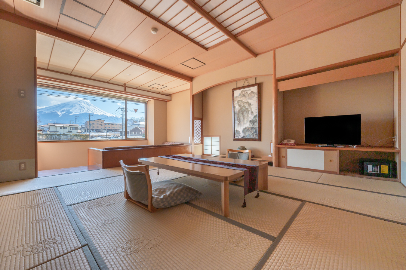 Mt. Fuji View Onsen Ooike HotelHotel Overview