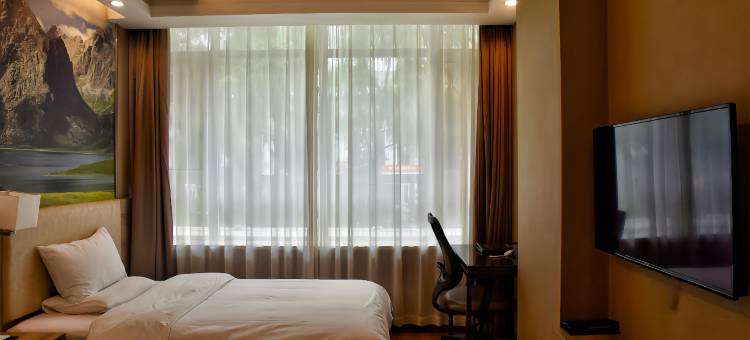 如家睿柏·云酒店(西宁五四路王府井店)图片