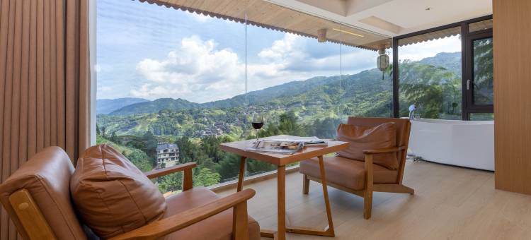 龙脊梯田晨云轩·云端泳池全景酒店(金佛顶三号观景台店)图片