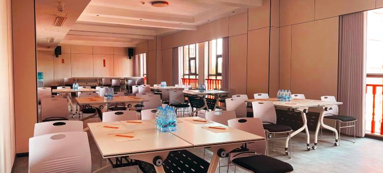 维也纳酒店(毕节创美世纪城店)图片