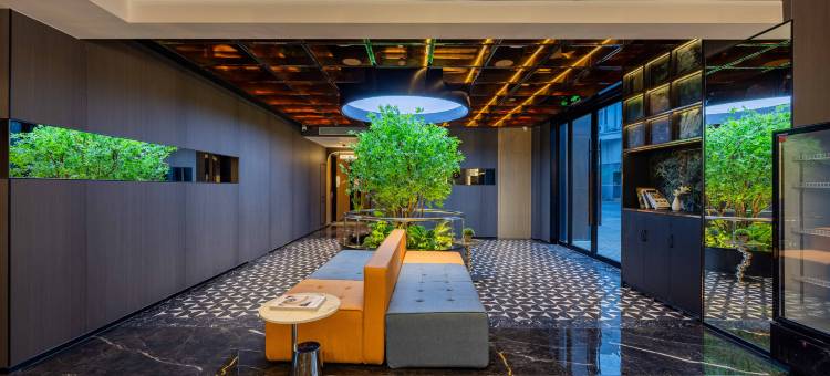 宁波观致M酒店(富邦广场长江路地铁站店)图片