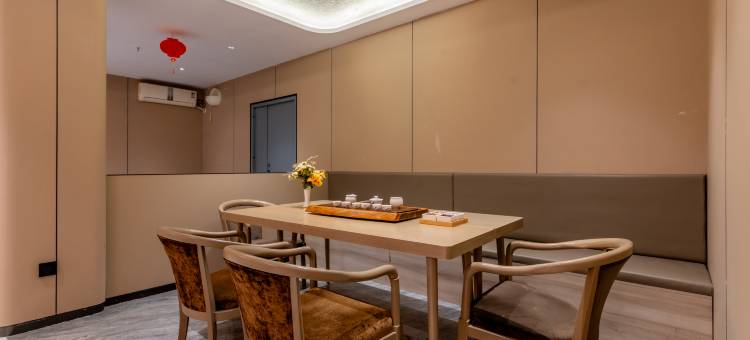 格雅酒店(迎泽大街太原站西广场地铁站店)图片