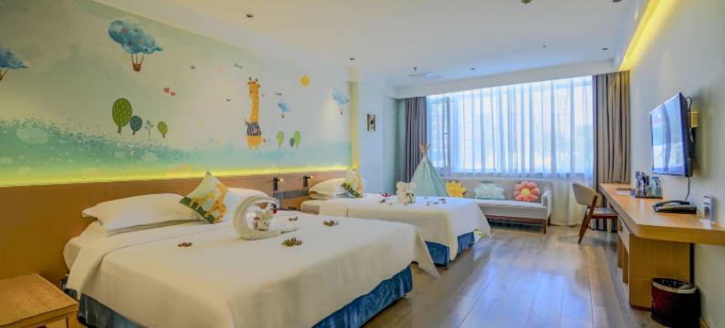 伴月湾大酒店(威海半月湾沙滩店)图片