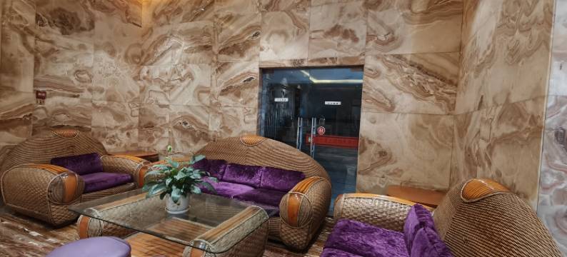 和信茂元国际大酒店(十堰五堰步行街店)图片