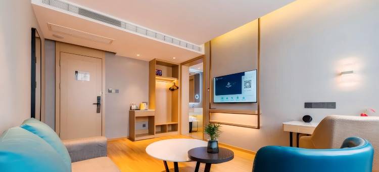 轻住酒店(枣庄西站万达广场店)图片