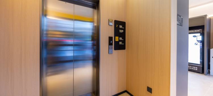 7天智选酒店(兰州高铁西客站中天健广场店)图片