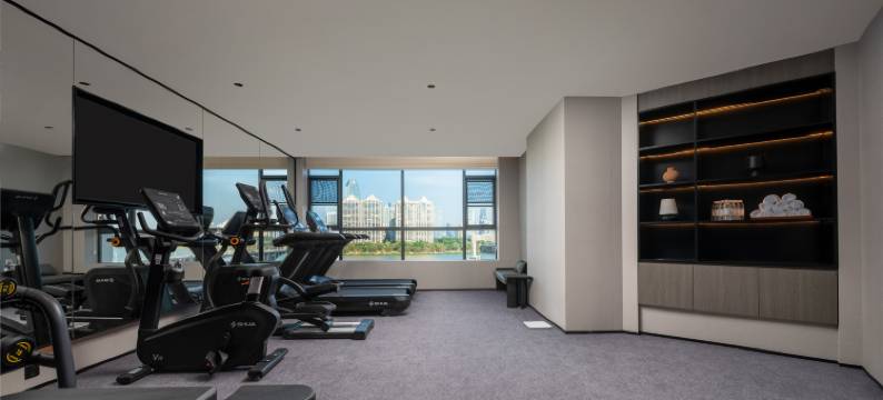 惠州水东街滨江东路亚朵酒店图片