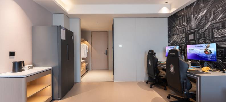 REMAX热麦电竞酒店(慈溪清水湾店)图片