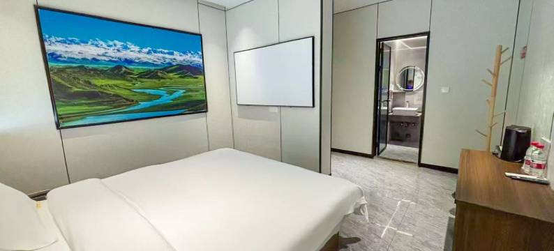 红尘来客民宿(洛邑古城店)图片