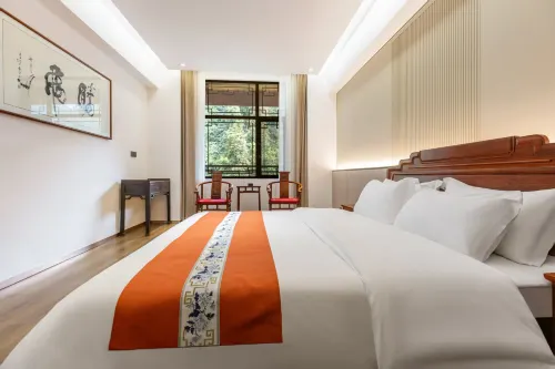 Laifeng Baifuyuan Wellness Hotel - 2 Sao