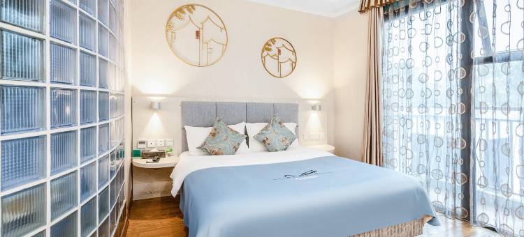 嘉兰城市酒店(成都温江南熏大道地铁站店)图片